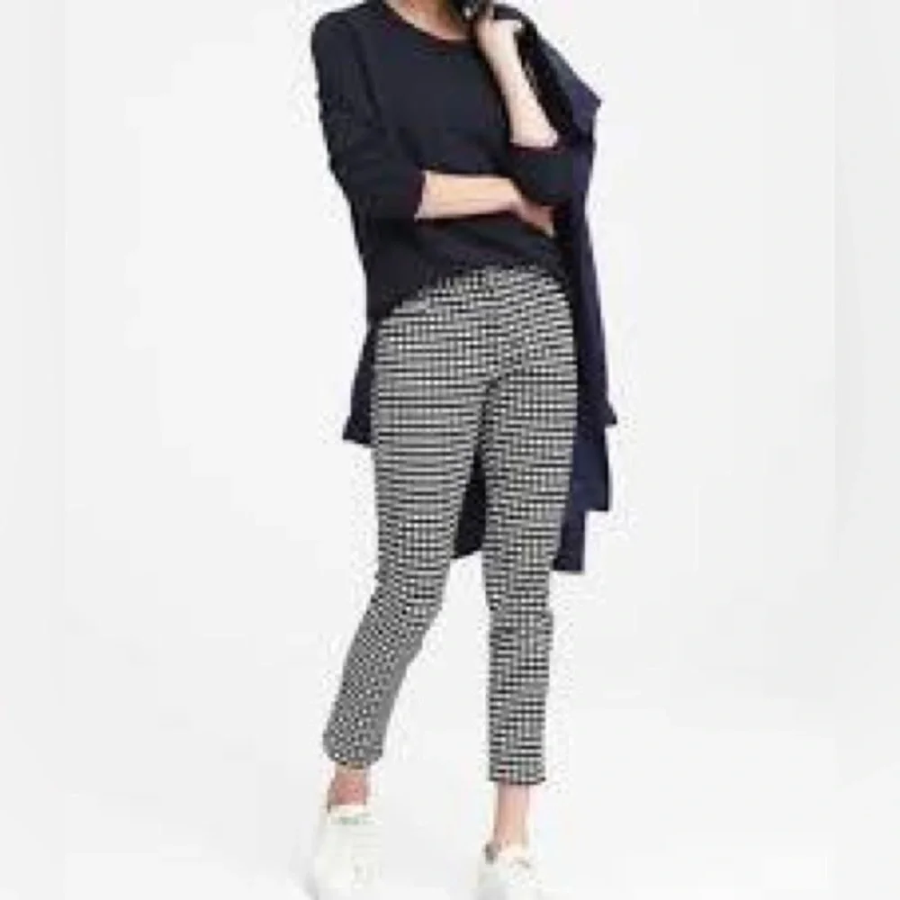 Banana Republic gingham checkered pants, Size 6. 2076
